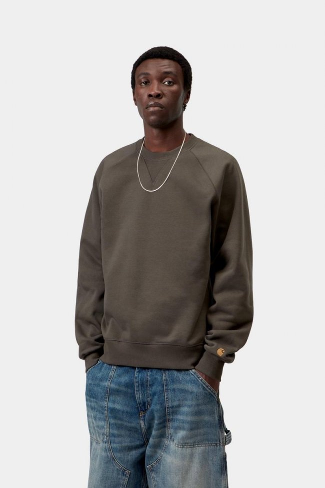 Carhartt Chase Sweatshirt - Shungite / Gold Carhartt Chase Sweatshirt - Shungite / Gold