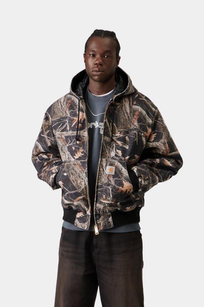 Carhartt OG Active Jacket - Camo Feather Tree, Black, Heavy stone wash Carhartt OG Active Jacket - Camo Feather Tree, Black, Heavy stone wash