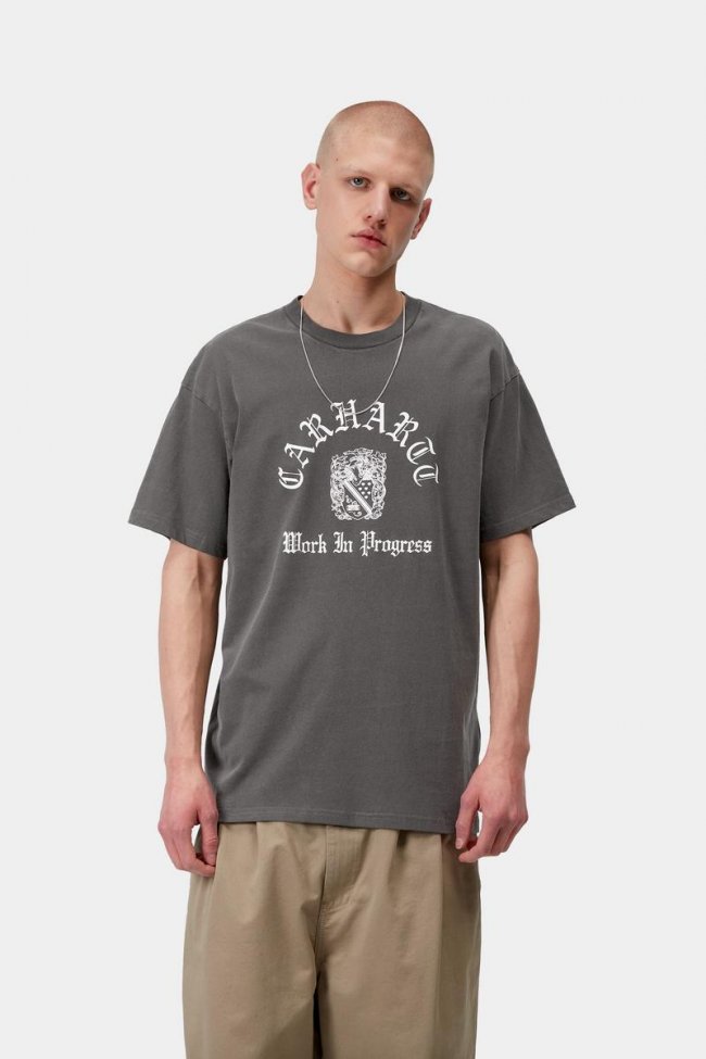 Carhartt S/S Coat Of Arms T-Shirt - Black, Garment dyed Carhartt S/S Coat Of Arms T-Shirt - Black, Garment dyed